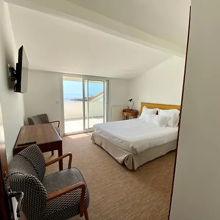 Spacieux Duplex Vue Avec Terrasses: Pontaillac *