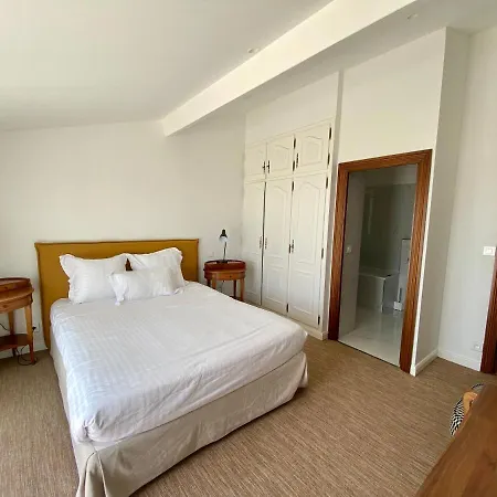 Spacieux Duplex Vue Avec Terrasses: Pontaillac