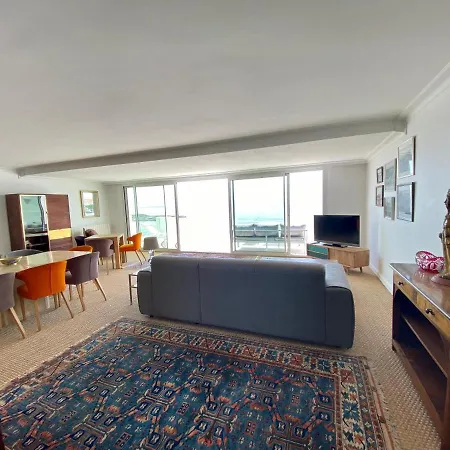 Spacieux Duplex Vue Avec Terrasses: Pontaillac * Royan